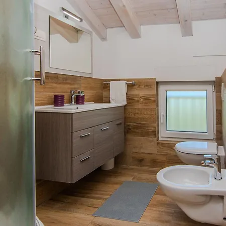 Sandy With Outdoor Pool, Few Seconds From The Zaton (Zadar)